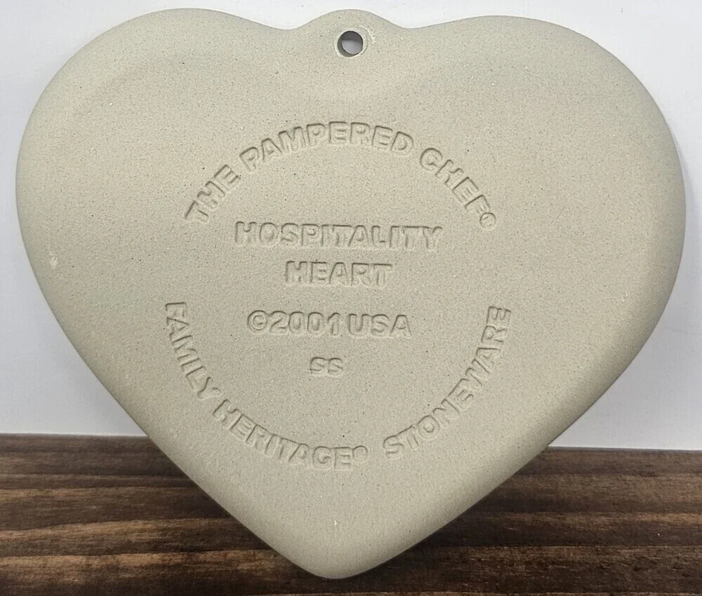 The Pampered Chef Vtg 2001 Hospitality Heart Pineapple Stoneware Cookie Mold NIB